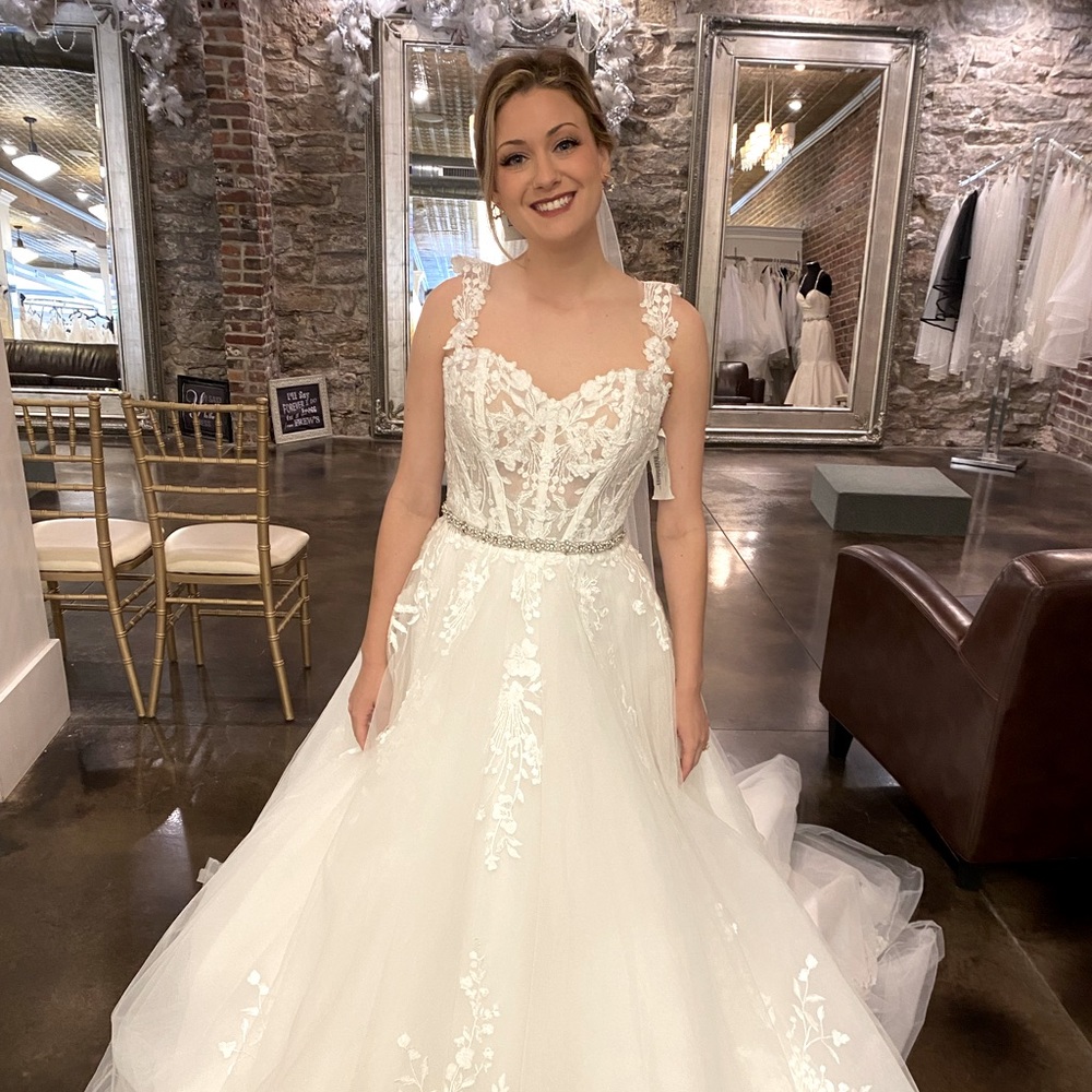 Wedding Dress - Maggie Sottero,Harlem -no alterations, never worn, original tags